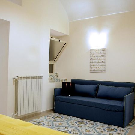 Giulia'S House Apartments SantʼAntonio Abate Dış mekan fotoğraf